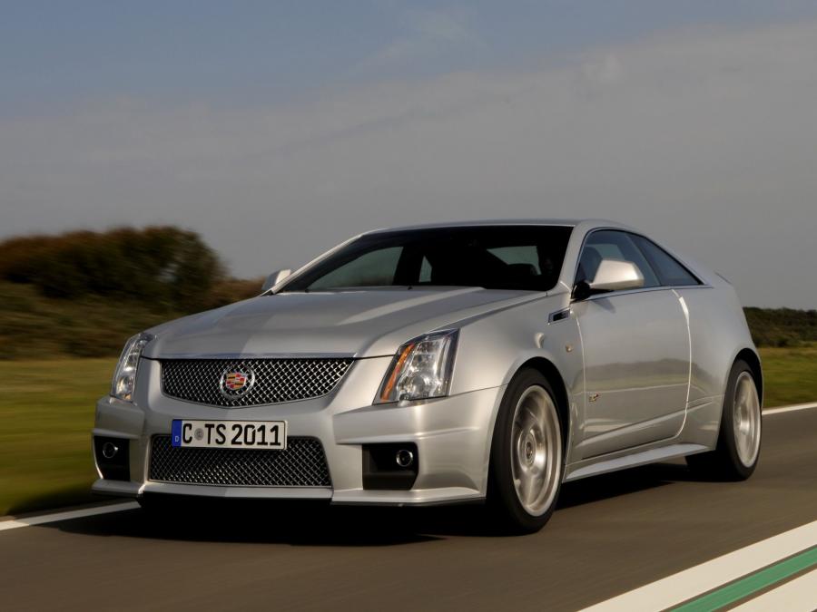  Cadillac CTS-V Coupe 2010 года  (EU) (фото 5 из 20)